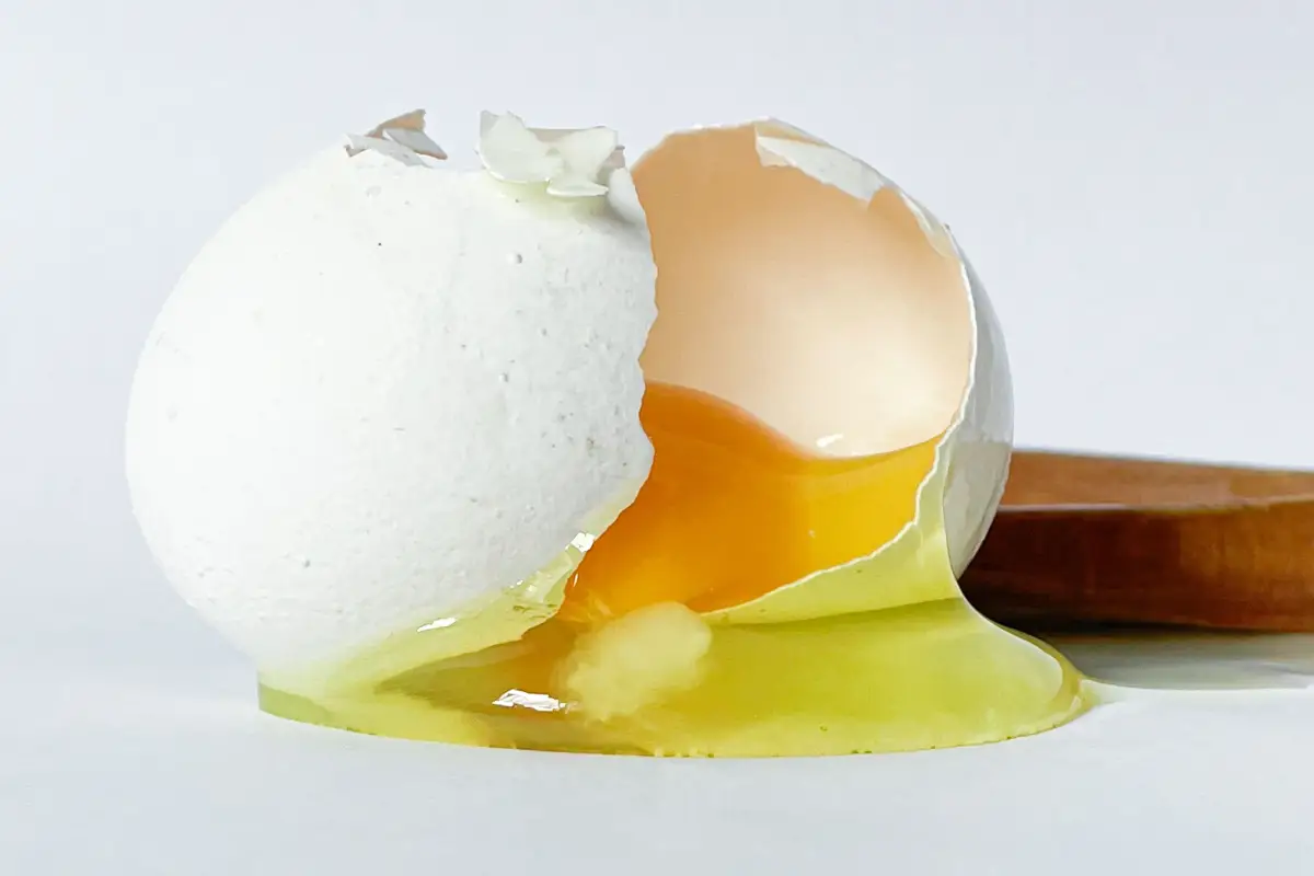 The Calcium Mistake That's Really Ruining Your Eggshells